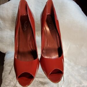 ALDO PEEP TOE HEELS
